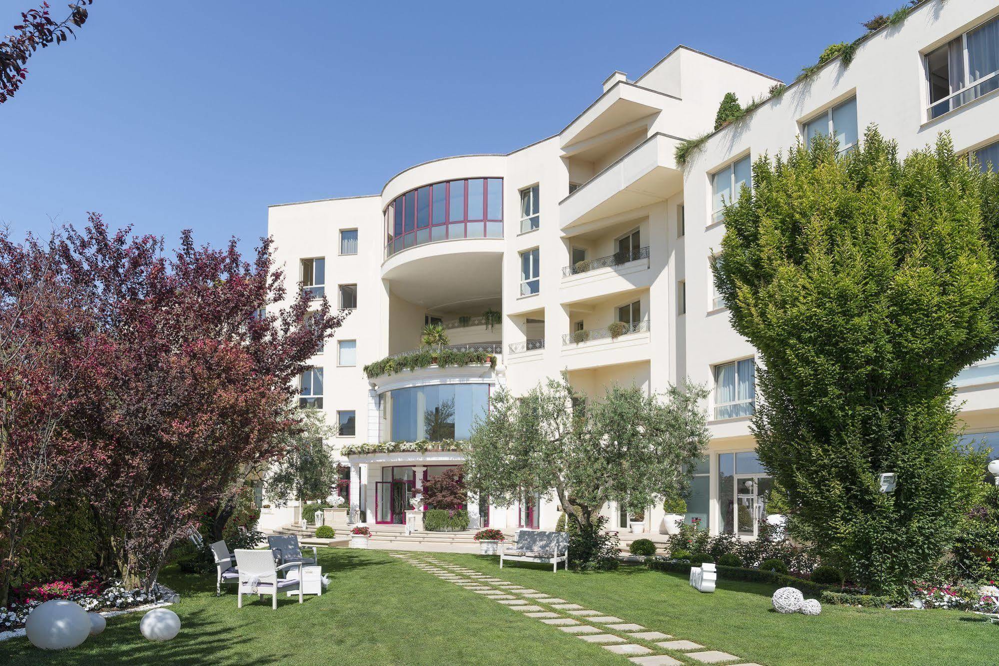 Grand Hotel Biffy Ariano Irpino Εξωτερικό φωτογραφία